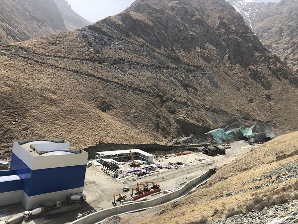5天堑变通途，“天山”来护航.jpg