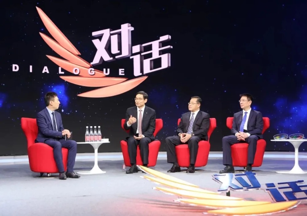 周育先受邀参与央视对话节目，谈企业家心灵，讲口袋德州官网故事